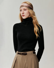 Rollkragenpullover aus 100 % Kaschmir mit Rippstrick