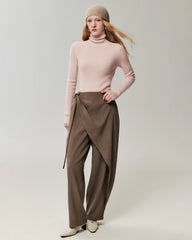 Rollkragenpullover aus 100 % Kaschmir mit Rippstrick