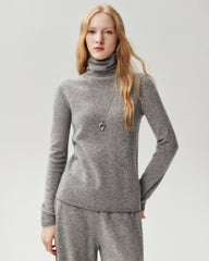 Lockerer Rollkragenpullover aus 100 % Kaschmir mit Rollkanten