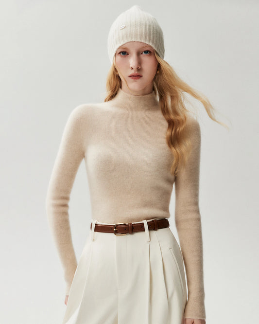 Figurnaher Pullover aus 100 % reinem Kaschmir mit hohem Kragen