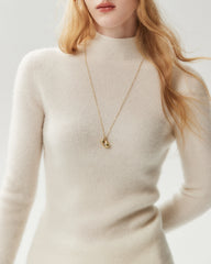 Figurnaher Pullover aus 100 % reinem Kaschmir mit hohem Kragen