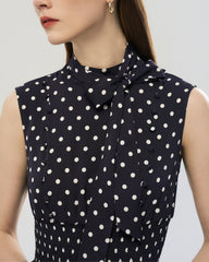 19 Momme Seiden Midi-Kleid mit Polka Dots und Stehkragen