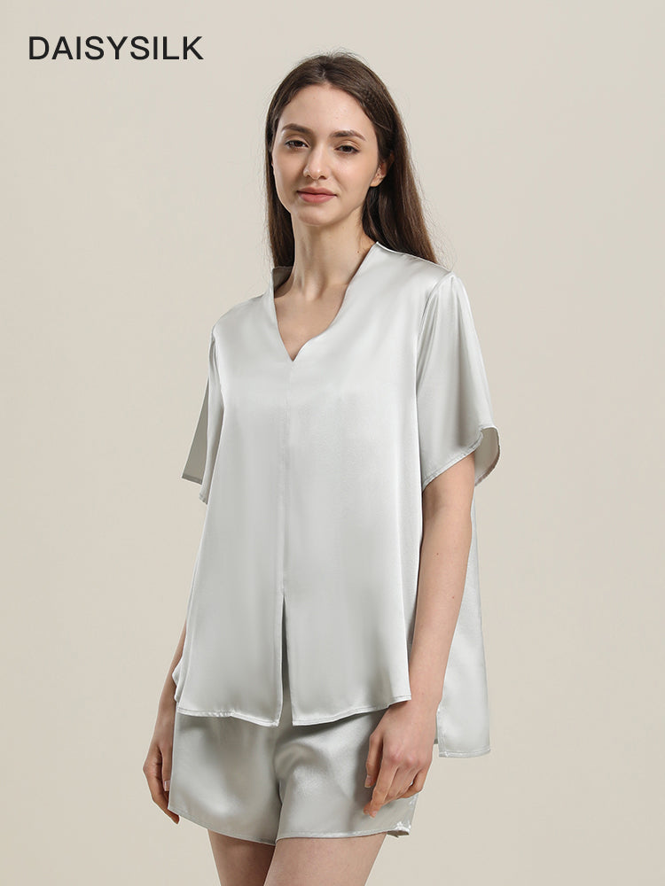 Klassisches Seiden-Pyjamas-Set mit kurzen Ärmeln und kurzen Hosen