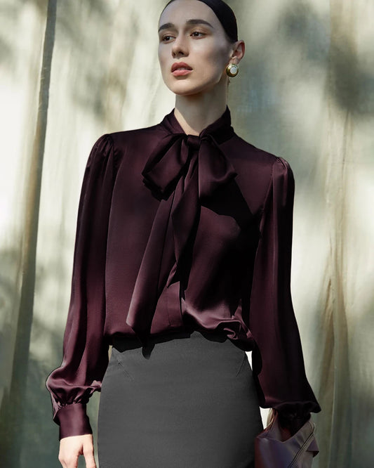 Damen-Seidenbluse mit Knoten vorne