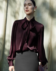 Damen-Seidenbluse mit Knoten vorne