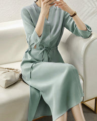 30 Momme Seiden-Hemdblusenkleid mit Kordelzug