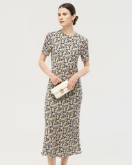 Seiden-Midikleid mit Schleierkraut-Print und kurzen Ärmeln