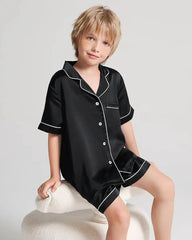 Jungen Kurzarm-Seidenpyjama mit Shorts