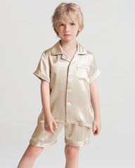Jungen Kurzarm-Seidenpyjama mit Shorts