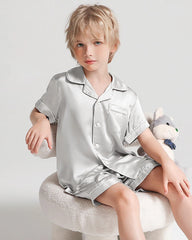 Jungen Kurzarm-Seidenpyjama mit Shorts