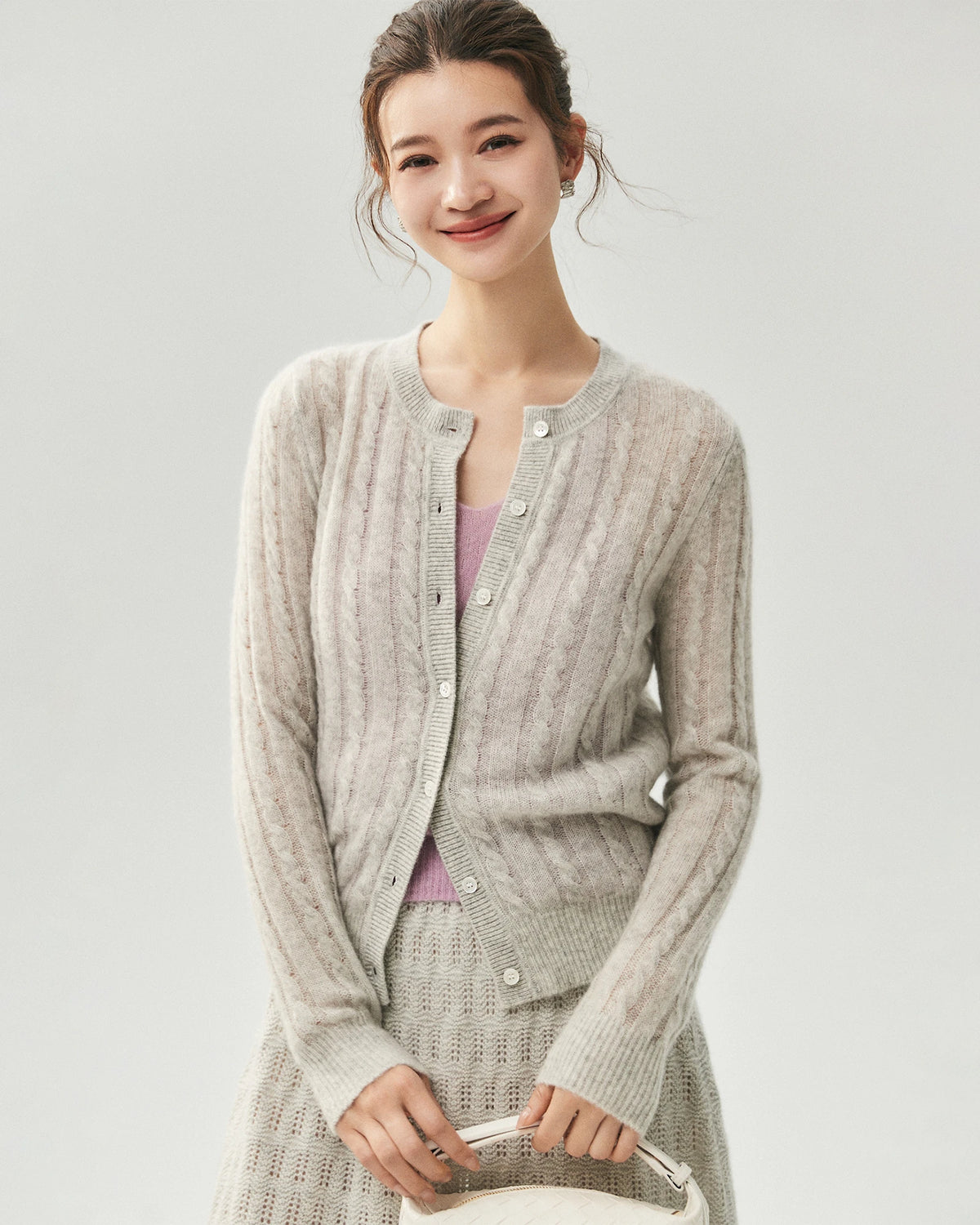 Kaschmir-Seiden-Cardigan mit Zopfmuster