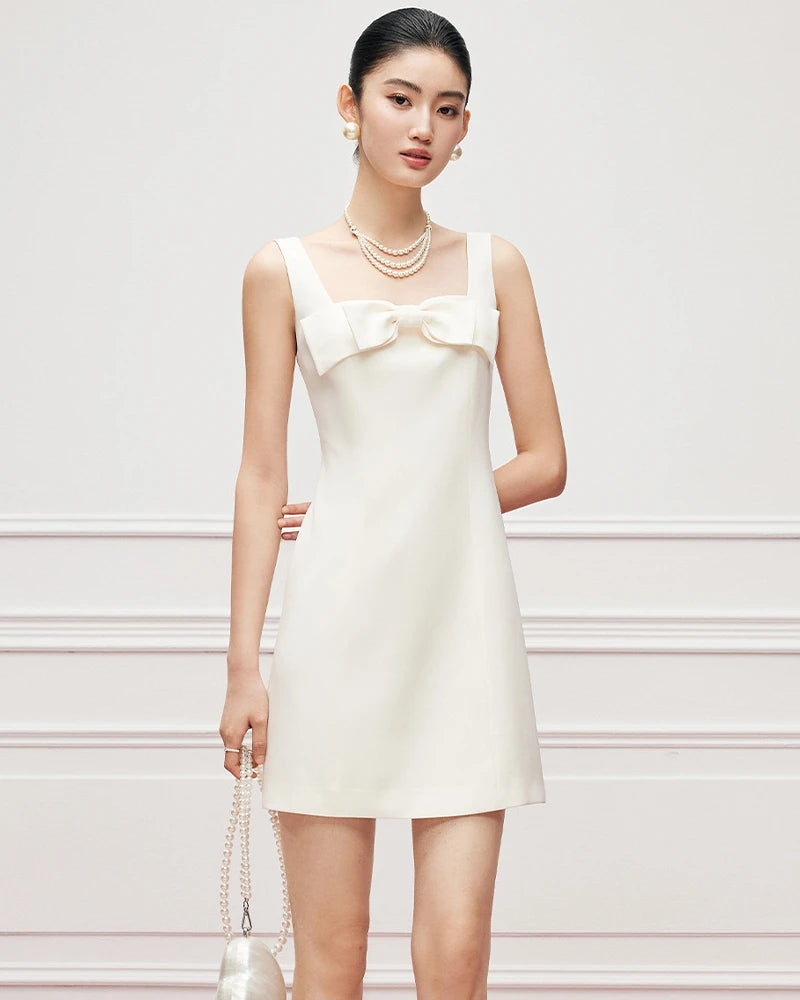 40 Momme Seiden Mini-Kleid mit Schleifenkragen