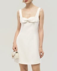 40 Momme Seiden Mini-Kleid mit Schleifenkragen