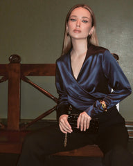 Elegante Wickelbare Seidenbluse für Damen