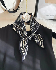 Seidentuch mit Equestrian-Paisley-Muster