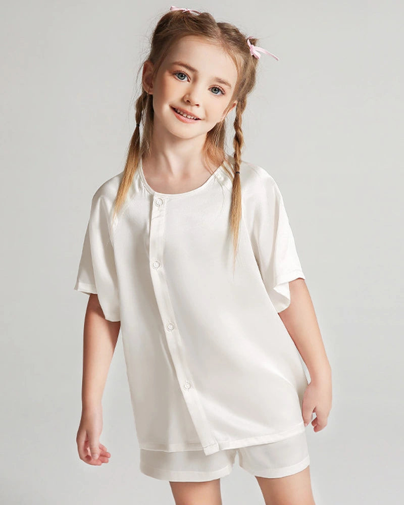 Seidenpyjama-Set für Kinder mit Kurzarm & Shorts