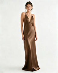 Fließendes Triacetat-Maxikleid mit tiefem V-Ausschnitt