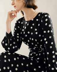 Polka Dot Seidenkleid mit Gürtel