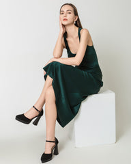 Lange Seidenkleid mit Rundhalsausschnitt und zugeschnittenem Taille