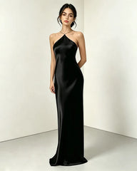 Triacetat-Maxikleid mit Neckholder und Seidenfutter