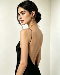 Triacetat-Maxikleid mit Neckholder und Seidenfutter