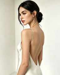 Triacetat-Maxikleid mit Neckholder und Seidenfutter