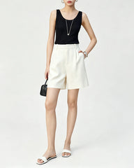 Triacetat-Shorts mit hoher Taille und weitem Bein mit Falten