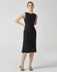 Elegantes Triacetat-Midikleid mit asymmetrischem Schnitt