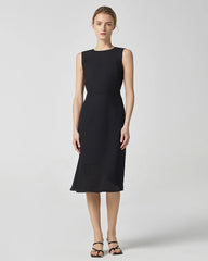 Elegantes Triacetat-Midikleid mit asymmetrischem Schnitt