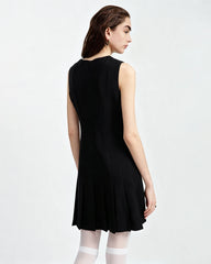 Triacetat-Minikleid mit Plisseefalten und ausgestelltem Saum