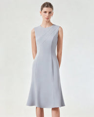 Ärmelloses Triacetat-Midikleid mit ausgestelltem Saum