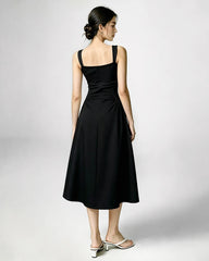 Triacetat-Midikleid mit eckigem Ausschnitt und Plisseetaille