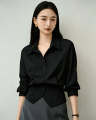 Maßgeschneiderte Triacetat-Bluse mit Knöpfen