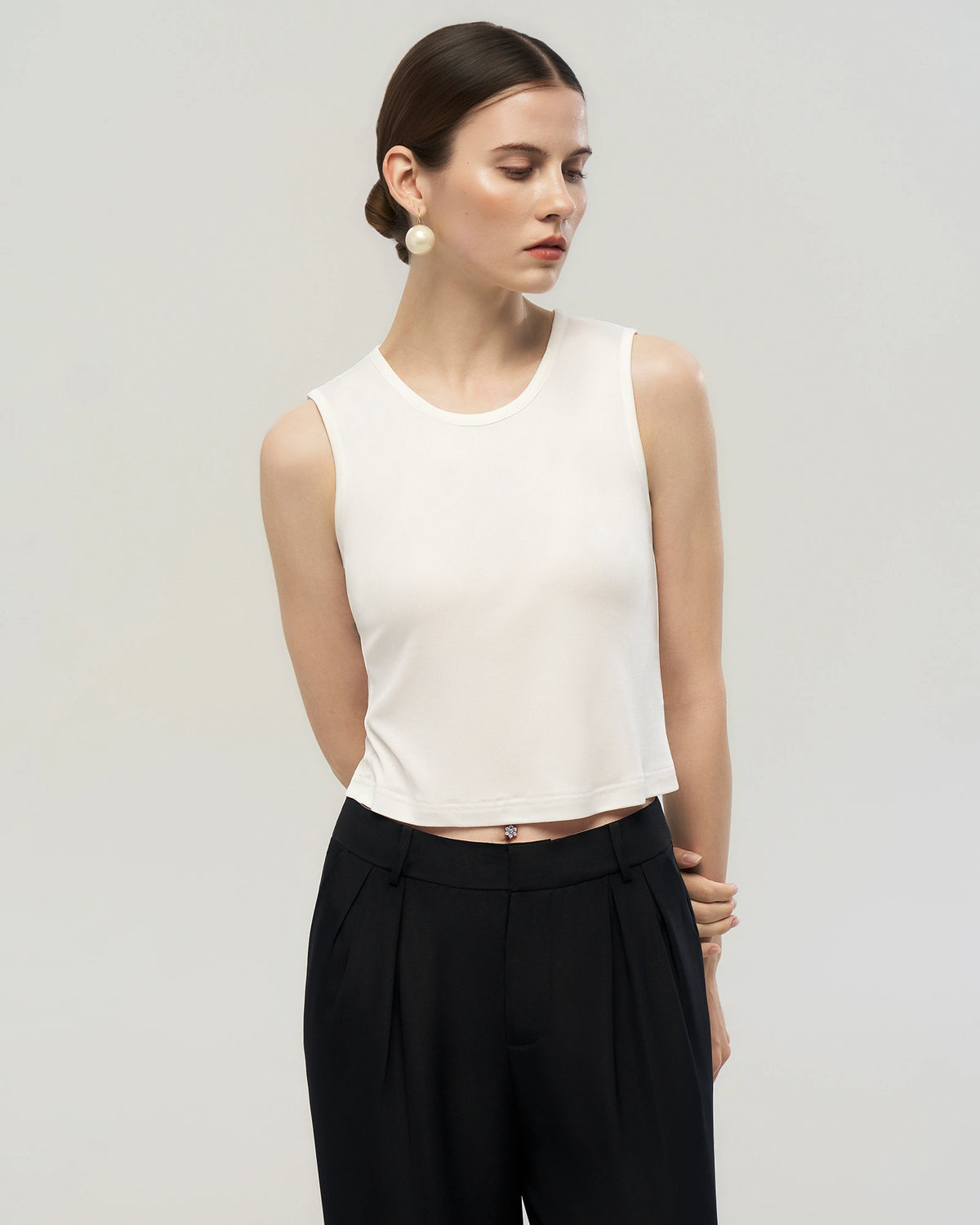 Waschbares Seiden-Jersey Cropped Tanktop mit Rundhalsausschnitt