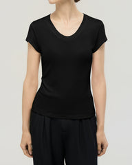 Waschbares Seidenjersey T-Shirt mit U-Ausschnitt und enger Passform