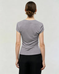Waschbares Seidenjersey T-Shirt mit U-Ausschnitt und enger Passform