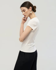 Waschbares Seidenjersey T-Shirt mit U-Ausschnitt und enger Passform