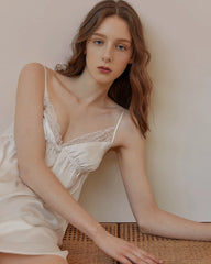 Seidennachthemd mit Spitze – waschbar