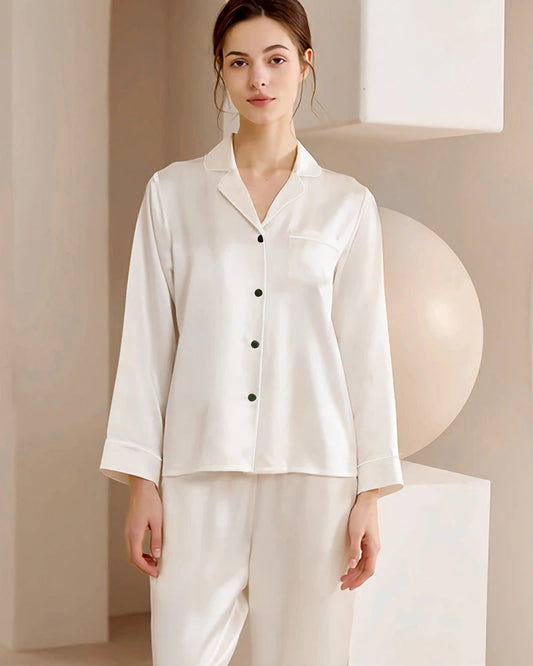 Waschbare Seidenpyjamas für Damen