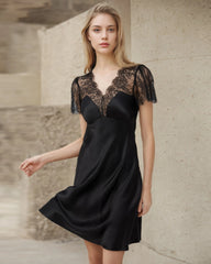 Damen Seiden-Nachtkleid mit Spitze